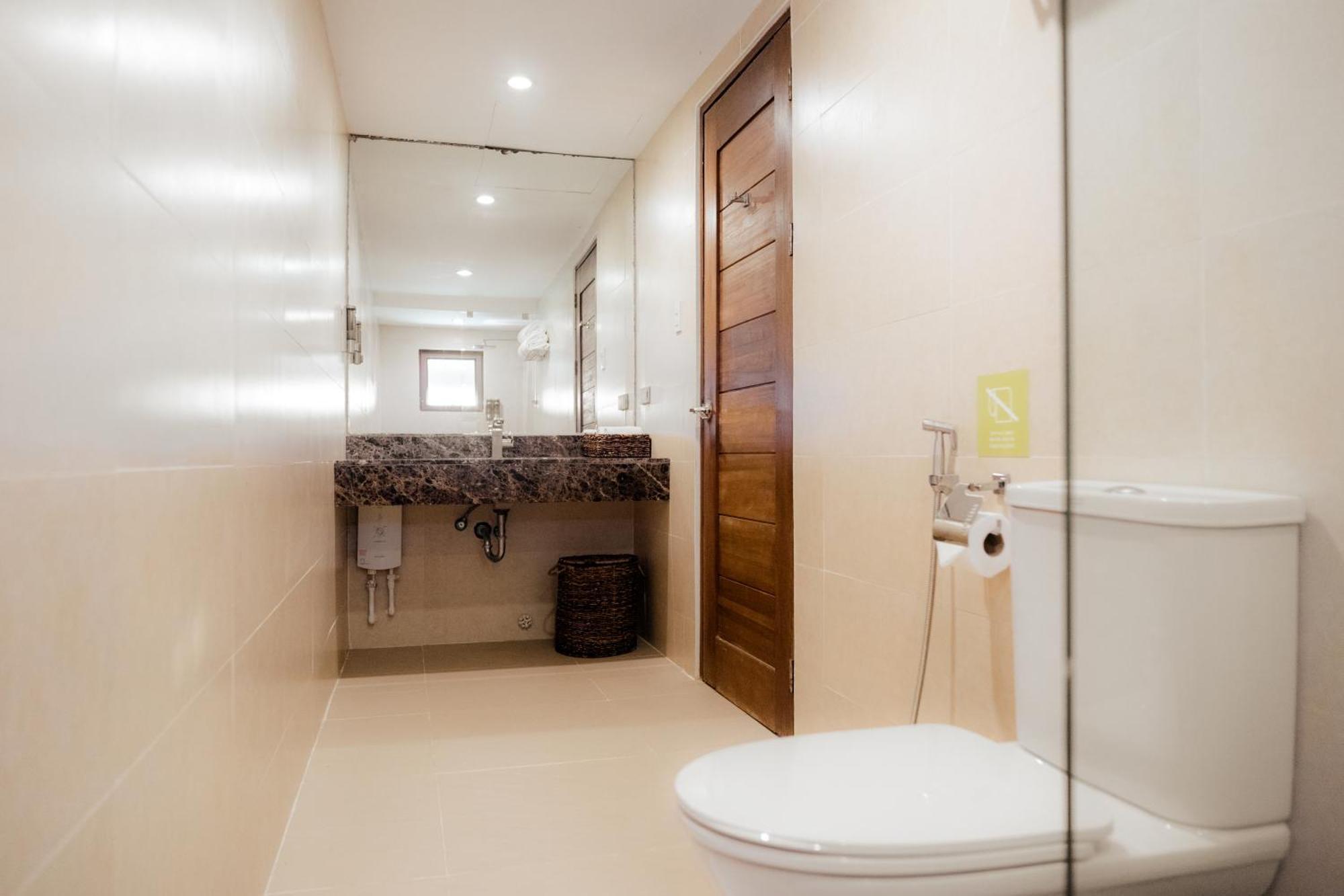 Balay Kogon Hotel Carles Екстериор снимка