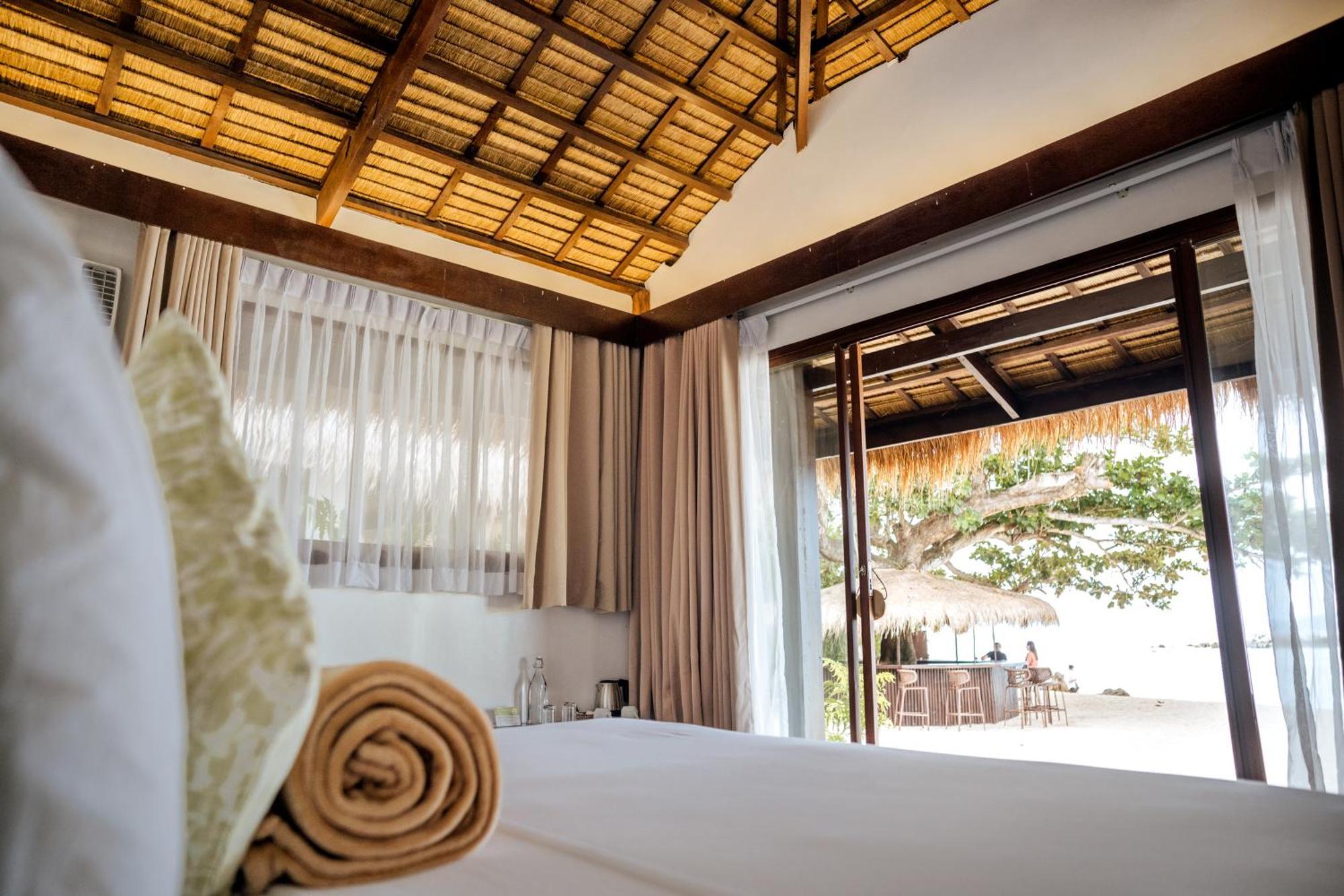 Balay Kogon Hotel Carles Екстериор снимка